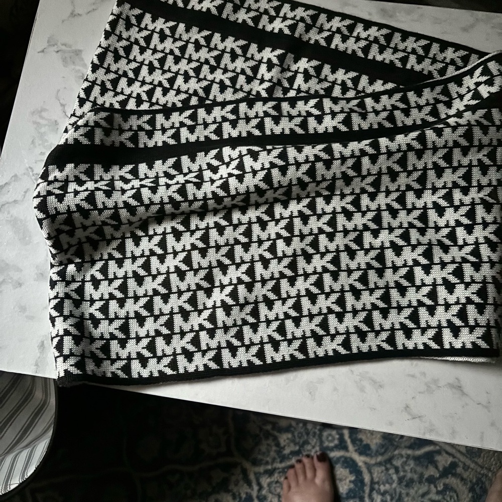 Michael Kors infinity scarf